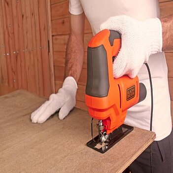 Лобзик электрический Black&Decker (BES603)