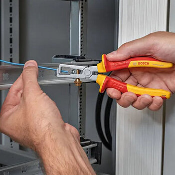 Набор инструмента диэлектрического Bosch 37 шт. (1600A02NG4)