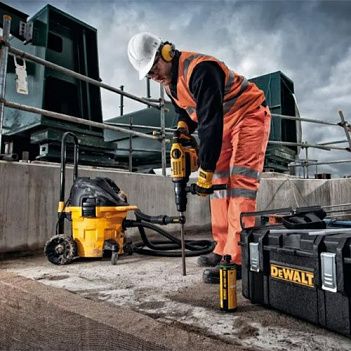 Бур по бетону DeWalt SDS-Plus з полым стволом 12x200x320мм 1шт (DT60340)