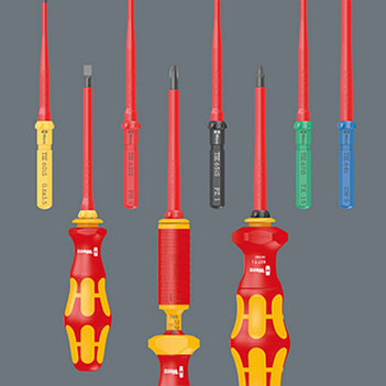 Викрутка зі змінними стрижнями діелектрична WERA Kraftform Kompakt VDE 7 Universal 1 TIE Phillips PH 7 шт. (05006600001)