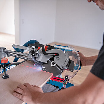 Пила торцовочная аккумуляторная Bosch PRO GCM 18V-216 D (0601B51000) - без аккумулятора и зарядного устройства