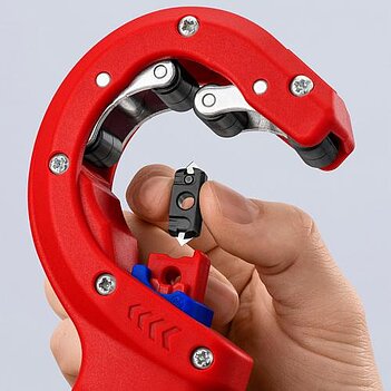 Труборез механический роликовый KNIPEX DP 50 (90 23 02 BK)