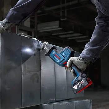 Пила сабельная аккумуляторная Bosch GSA 18V-24 Professional (06016A5100) - без аккумулятора и зарядного устройства