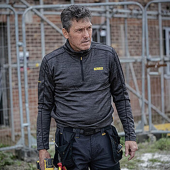 Толстовка DeWalt Jonesboro 1/4 Zip розмір L (DWC149-004-L)