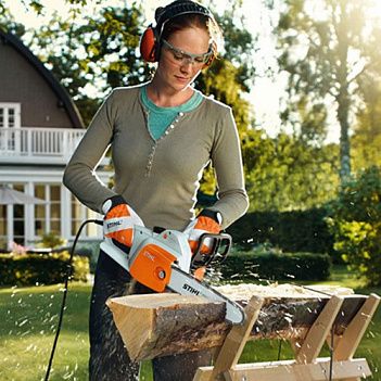 Электропила цепная Stihl MSE 141 C-Q (12082000305)