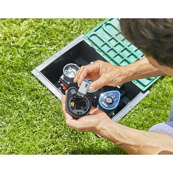 Блок управления клапанами для полива Gardena 9 V Bluetooth (01287-20.000.00)