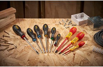 Отвертка Torx с отверстием Stanley FatMax T10 х 75мм (0-65-340)