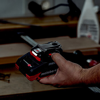 Акумуляторний адаптер живлення Metabo PC 18-65 Power Charger (600409000)