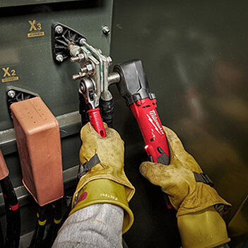 Гайковерт ударний акумуляторний кутовий Milwaukee M12 FRAIWF38-0 (4933471700) - без акумулятора та зарядного пристрою