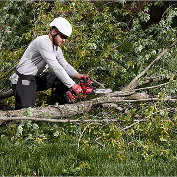 Акумуляторна ланцюгова мініпила Milwaukee M18 FHS20-0 (4933480117) - без акумулятора та зарядного пристрою
