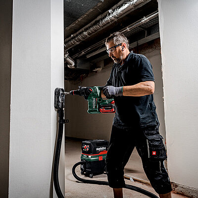 Перфоратор акумуляторний Metabo KH 18 LTX BL 35 Q (600813810)