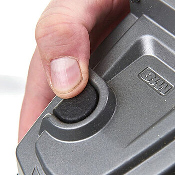 Кутова шліфмашина акумуляторна Milwaukee M18 ONEFLAG230XPDB-0C (4933478782) - без акумулятора та зарядного пристрою
