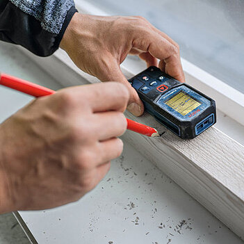 Далекомір лазерний Bosch PRO GLM 40-31 (0601075000)