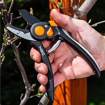 Секатор с наковальней Neo Tools (15-203)