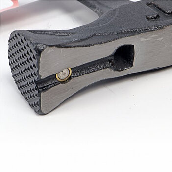 Молоток кровельщика Stark Pro 600 г (530101600)