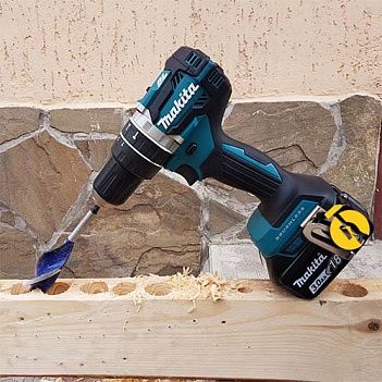 Акумуляторний ударний дриль-шурупокрут Makita (DHP484RFE)