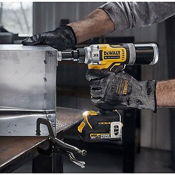 Заклепочник аккумуляторный DeWALT (DCF414NT) - без аккумулятора и зарядного устройства