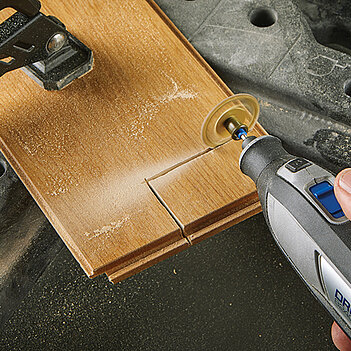 Гравер аккумуляторный Dremel 8240 Platinum+ (F0138240JP)