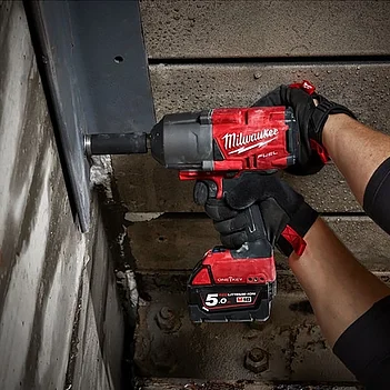 Гайковерт ударный аккумуляторный Milwaukee M18 ONEFHIWF34-502X (4933459730)