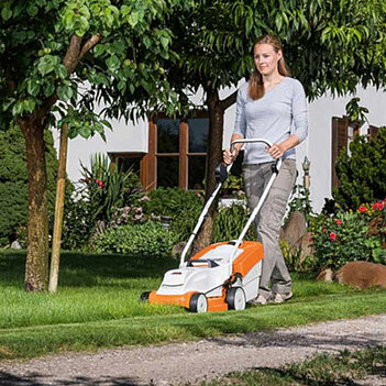 Газонокосилка аккумуляторная Stihl RMA 235 Set (63110111418)