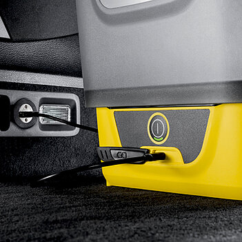 Мийка низького тиску акумуляторна портативна Karcher OC 4 (1.599-350.0)