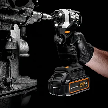 Акумуляторний ударний шурупокрут DeWalt McLaren F1 TEAM LIMITED EDITION (DCF85MM1T)