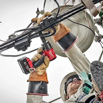 Гайковерт ударный аккумуляторный Milwaukee M18 FMTIW2F12-502Х (4933478450)