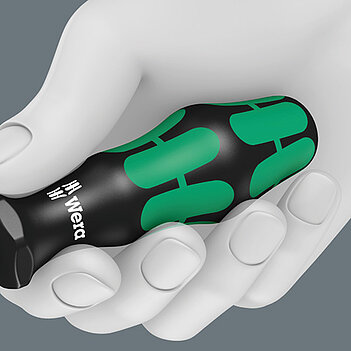 Отвертка-битодержатель WERA 812/1 1/4" х 120 мм с магнитом (05051205001)