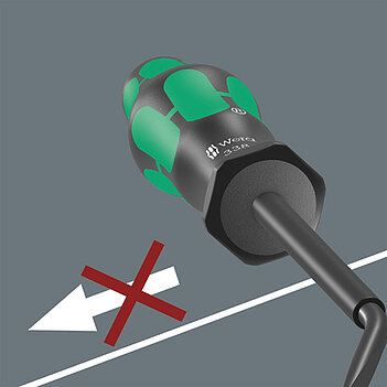 Отвертка-битодержатель WERA 812/1 1/4" х 120 мм с магнитом (05051205001)