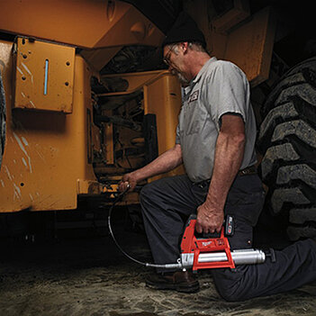 Шприц змащувальний акумуляторний Milwaukee M12 GG-0 400 мл (4933440493) - без акумулятора та зарядного пристрою