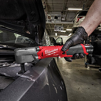 Гайковерт ударний акумуляторний кутовий Milwaukee M12 FRAIWF12-0 (4933471699) - без акумулятора та зарядного пристрою