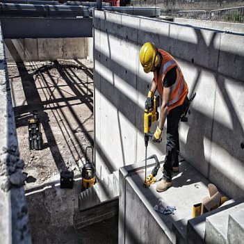 Бур по бетону DeWalt SDS-Max 38x450x570мм 1шт (DT60842)