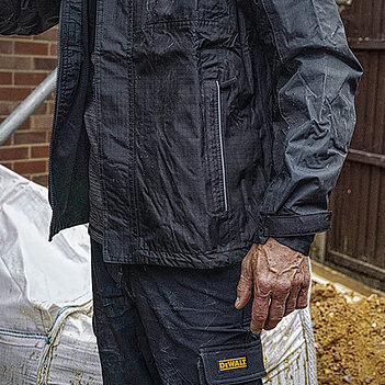 Куртка рабочая DeWalt Storm Waterproof Jacket разме XXL (DWC48-013-XXL)