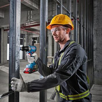 Набір інструментів акумуляторних Bosch PRO (0615A5009G)