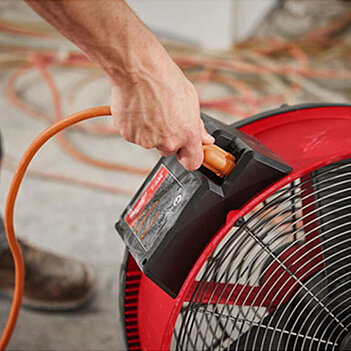 Вентилятор гибридный Milwaukee M18 ARFHP-0 (4933492110) - без аккумулятора и зарядного устройства