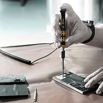 Викрутка з набором прецизійних біт WERA Kraftform Kompakt Micro-Set ESD/11 11 шт. з антистатичним покриття (05073670001)