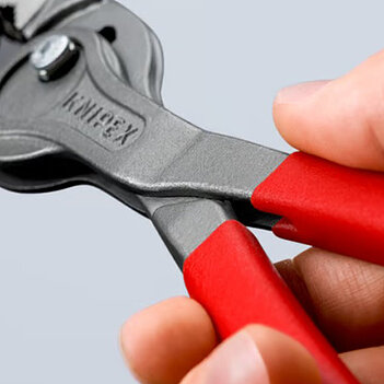 Плоскогубцы KNIPEX TwinGrip Cr-V 250 мм (82 01 250)