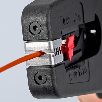 Клещи для снятия изоляции KNIPEX PreciStrip16 195 мм автоматические  (12 52 195)