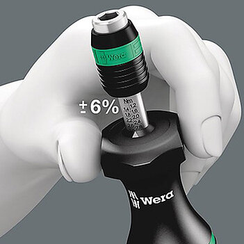 Отвертка динамометрическая с набором бит WERA Kraftform Kompakt 60 Torque 1,2-3,0 Нм 17 шт. (05059293001)