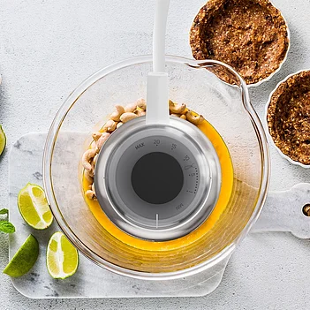 Блендерний набір Black&Decker 750 Вт (BXHBA750E)