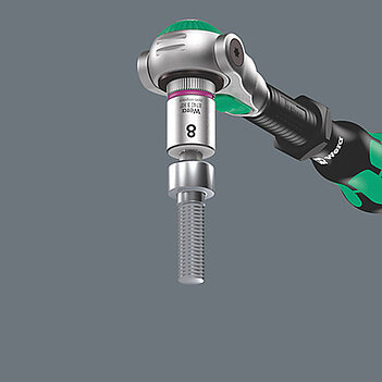 Головка торцева з бітою Hex подовжена WERA Zyklop 8740 C HF Cr-V 1/2" 7 мм з фіксувальною функцією (05003843001)