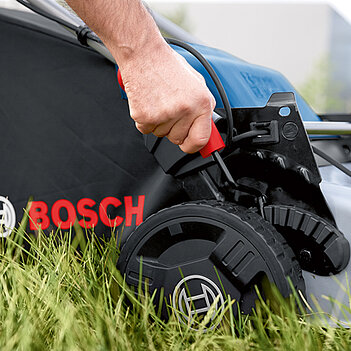 Газонокосилка аккумуляторная Bosch GRA 18V2-46 (06008C8000) - без аккумулятора и зарядного устройства
