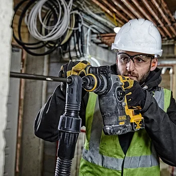 Перфоратор аккумуляторный DeWalt (DCH274P2T)