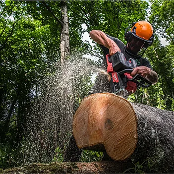 Акумуляторна ланцюгова пила Milwaukee M18 F2CHS50-802 (4933480121)