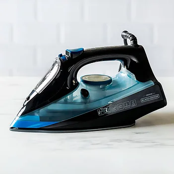 Утюг Black&Decker (BXIR2606E)