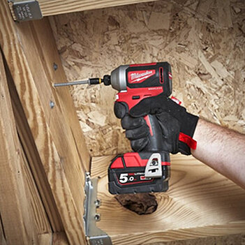 Гайковерт ударний акумуляторний Milwaukee M18 BLID2-0X (4933464519) - без акумулятора та зарядного пристрою