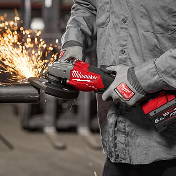 Угловая шлифмашина аккумуляторная Milwaukee M18 FHSAG125XPDB2-0X (4933493417) - без аккумулятора и зарядного устройства