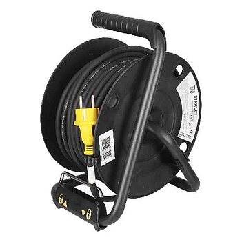 Удлинитель на катушке Stanley 20м, 3х1.5 (SXCR-111)