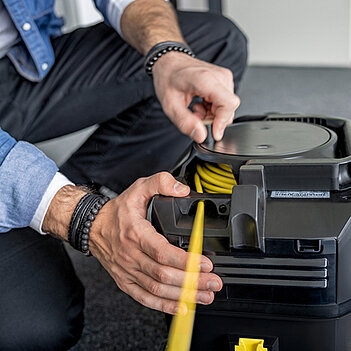 Пылосос Karcher Go!FurtherT 10/1 Adv HEPA + фильтр-мешки 10 шт. (1.527-310.0)