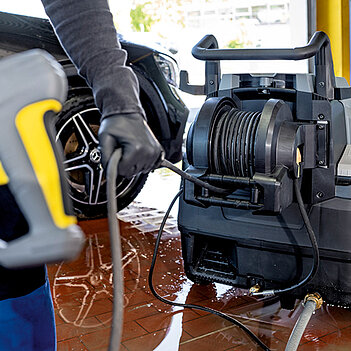 Мойка высокого давления Karcher HDS 8/18-4 CXA (1.174-928.0)